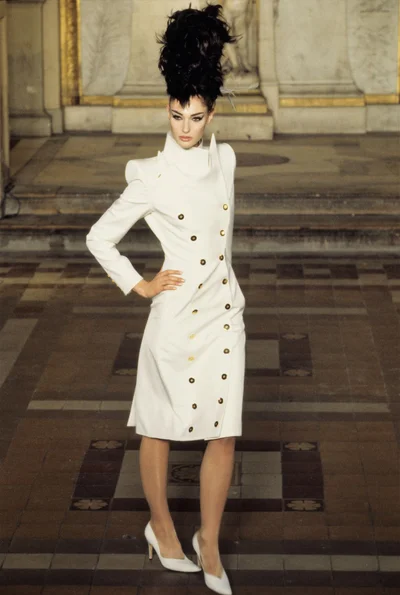 Look 10